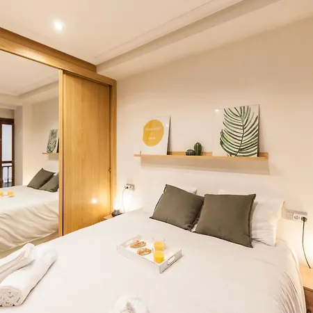 Cozy Apartment In The Heart Of Gijón Exterior foto