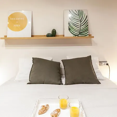 Cozy Apartment In The Heart Of Gijón Exterior foto